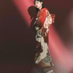 Nanoka Hara Instagram - 本日は、成人の日。 新成人の皆様、おめでとうございます！！ 今まで支えて下さった沢山の方に感謝です。 ハタチの原もよろしくお願い致します🙇‍♂️ 撮影📸 @hof.tokyo さん 衣装👘 @sweet_pea0113 さん