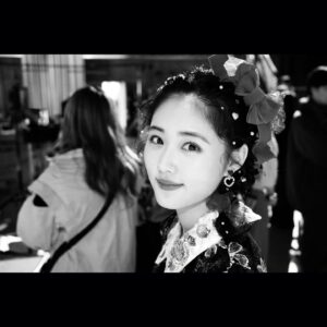 Nanoka Hara Instagram - ふぉとばいオミくん。ぱーと2

春休みも恋わずらいのエリーで沢山きゅんきゅんして下さい🤤💕

 #恋わずらいのエリー