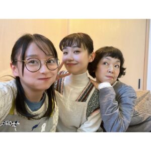 Nao Instagram - .
『春になったら』
載せきれないほどの
思い出がたくさん。
そしてこのドラマと共に
思い出を作ってくださった視聴者の皆様
本当にありがとうございました。
.
このドラマで再会できた皆様、出会った皆様、大好きです。

お父さん、いっぱい喧嘩したね、いっぱい泣いたね、いっぱい笑わせてくれてありがとう。
のりさん、いっぱい美味しいもの食べたね、いっぱい遊んだね、いっぱい笑わせてくれてありがとう。

#春になったら