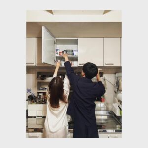 Nao Instagram - .
この後ろ姿…
お分かりいただけただろうか…🫢
.
#新名家からのアンサーフォト
#吉野家潜入
#あなたがしてくれなくても