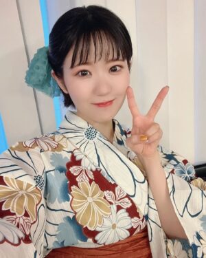 Nao Toyama Instagram - 先日は仙台のリリースイベントありがとうございました！！✨

平日、そして暑い中でしたが、会場に遊びに来てくださった皆さん、

そして急遽のインスタライブ生中継でご覧くださった皆さん、

ありがとうございましたっ！
楽しんでいただけていたら幸いです🎋

今年初の浴衣も着られて嬉しかった～！
華やかさとレトロさがきれいに混ざりあっていて、とても大人っぽい浴衣でした……！

#dita_official さん
ありがとうございました👘🌠

もうすぐＣＤ発売！💿️

ここからもさらにリリイベは続いていきます！

↓　↓

8/5(土)兵庫・神戸ハーバーランドスペースシアター

8/12(土)東京某所

お会いできるのを楽しみにしています🙆

#浴衣
#dita_official