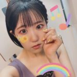 Nao Toyama Instagram – ほっぺにお花！

ゴールデンウィークはいかがでしたか？

あたたかかったり晴れていたり、
気持ちのいい気候が続いていましたね……！

今週末は大阪でアコースティックライブです～！

明日もリハーサル！わくわく！