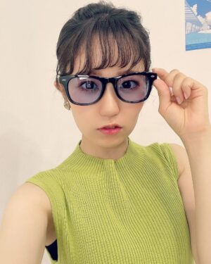 Nao Toyama Instagram - 皆様おひさしぶりです！！！

新型コロナウイルス感染のため、
しばらくお休みをいただいていましたが、
元気に戻ってまいりました……😭✨

今日はアニサマday1にて、皆様にお目にかかります！
早くみんなと盛り上がりたいよ～～🌴

当日券もあるみたいなので、ぜひお近くのかたは遊びに来てねっ！

グッズのサングラスでいえい！🕶️
精一杯頑張ります！！！