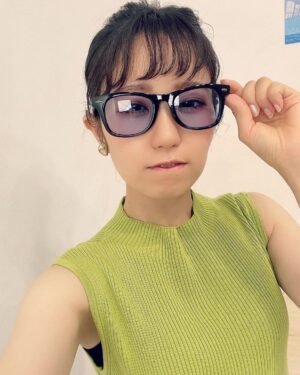 Nao Toyama Instagram - 皆様おひさしぶりです！！！

新型コロナウイルス感染のため、
しばらくお休みをいただいていましたが、
元気に戻ってまいりました……😭✨

今日はアニサマday1にて、皆様にお目にかかります！
早くみんなと盛り上がりたいよ～～🌴

当日券もあるみたいなので、ぜひお近くのかたは遊びに来てねっ！

グッズのサングラスでいえい！🕶️
精一杯頑張ります！！！