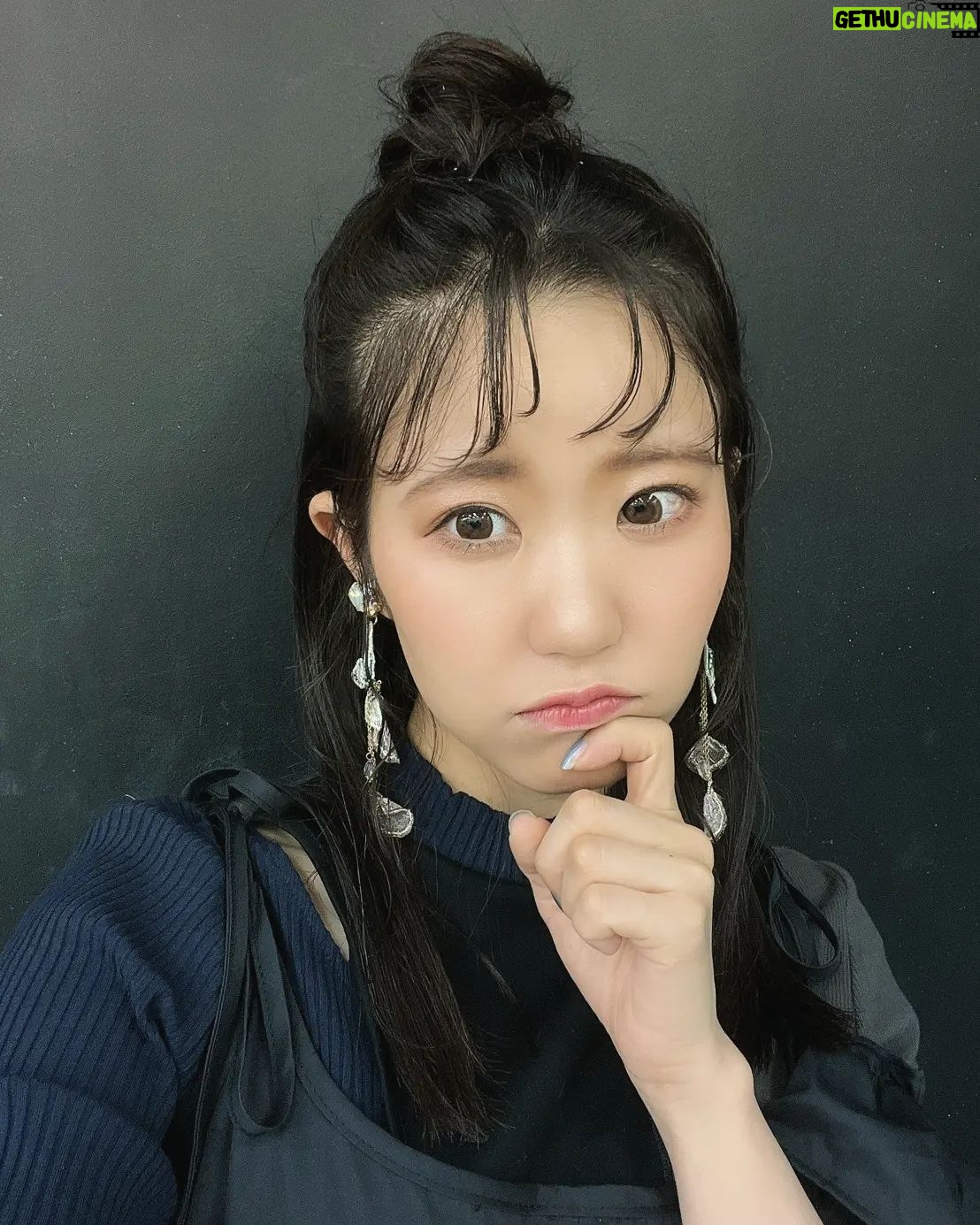 Nao Toyama - 14.9K Likes - (は!間違って、何にも書かないで投稿しちゃいました)
本日発売のAni-PASSさんオフショット📷️
でこぼう☺️☺️
◼️3rdフルアルバム発売中💿️
◼️ライブツアー開催!【一般チケット発売中】