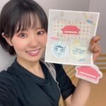 Nao Toyama Instagram - インスタではちょっとご無沙汰になってしまいました！ 暑さも厳しい折、皆様元気でお過ごしでしょうか？？🌺 ーーーー 私がパーソナリティを務めておりますラジオ番組📻️ 超A&G 毎週月曜日23:00~ 「東山奈央のラジオ@リビング」 番組【新グッズ】発売🛍️ ＆ 番組【初のイベント】開催決定✨ です！！！ グッズは、 ●ドライTシャツ（黒・アーミーグリーン） ●エコふきん＆スポンジセット となっております！ どちらもおしゃれで実用性も高いのでオススメ商品です😌 番組初のトークイベントは、 10/7（土）科学技術館サイエンスホールで開催です！ チケットのお申し込みも始まったばかり！！ リスナーさんも初めてのかたもぜひ気軽に遊びに来てくださいねっ💡 詳細は、 「東山奈央のラジオ@リビング」の公式エックス（！）をご覧ください！！👀