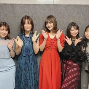 Nao Toyama Instagram - みなさま！

週末いかがお過ごしですか？？

「青春ブタ野郎はおでかけシスターの夢を見ない」

劇場公開スタートです🎬️

４年ぶりの青ブタ！

日常の中でなにか生きづらさを感じたり、
周りと自分を比較してしまったりしたときに、

この映画のメッセージが優しく心に響くかもしれません🍀

この映画に関われて幸せでした😌

ぜひ💡

#青ブタ
#久保ユリカ
#瀬戸麻沙美
#内田真礼
#雨宮天