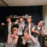 Nao Toyama Instagram – こんにちは～！

一枚目の写真は、前回の投稿とおんなじ構図の写真を選んでみました（笑）

……スタジオリハーサルから本番へ！！

そうです、昨日ビルボードライブ大阪でのアコースティックライブが終演いたしました🎹✨

お越しくださった皆様おおきにです😄

とても贅沢で耳が幸せなひとときでした。

アコースティックはいいぞぉ……。👼
ほんとに年１でやりたくなっちゃうくらいアコースティックの虜になっちゃいました。

今週末は横浜公演も頑張ります！！