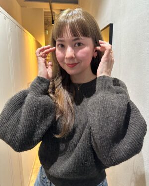 Naomi Lorraine Frank Instagram - .
.
オン眉復活💇‍♀️
カラーもめちゃくちゃいい🥺🫶🏻🫶🏻

@unami_kinu さんいつもありがとうございます🤍
.
.
#unami#アンアミ#unamikichijoji #アンアミ吉祥寺 #吉祥寺#オン眉