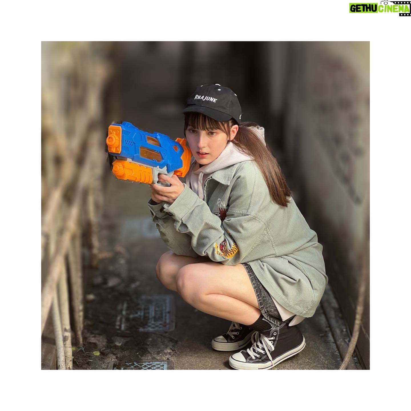 Naomi Payton - 7.6K Likes - 🧢
・
「Febri」#並行多元ヒロインズ 連載第4回
お洋服… @rna_official_
#RNA #声優 #03 #トレーナー #キャップ #ジャケット
