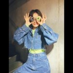 Naomi Trauden Instagram – なんだか最近毎日ドーナツ食べてる気が…🍩

差し入れでもよく頂いて最高、感謝。美味しいよね、止まらないよね、一度食べると繰り返すよね。困った困った笑