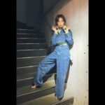 Naomi Trauden Instagram – なんだか最近毎日ドーナツ食べてる気が…🍩

差し入れでもよく頂いて最高、感謝。美味しいよね、止まらないよね、一度食べると繰り返すよね。困った困った笑