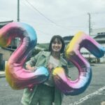 Naomi Trauden Instagram - 25歳になりました🐯 たくさんのHappy Birthday をありがとうございます☺︎ 現場でも祝ってもらえて、幸せ🙈♡ 新しい挑戦をたくさんして、インプットもアウトプットもガンガンして行けたらいいな！皆さんに、お、こいつ頑張っとるやん。って思ってもらえるようにコツコツと。