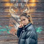 Naomi Trauden Instagram - 撮影現場で見かけた🐅 みると撮っちゃうのよね〜、虎と。