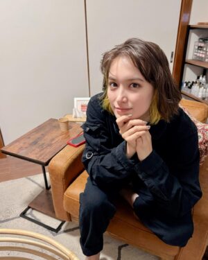 Naomi Trauden Instagram - Horizon ねいる💫

最初のパイレーツオブカリビアンの
ラストシーンでジャックがいう
“Bring me that horizon”
がカッコ良すぎて1番好き。