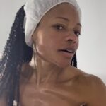 Naomie Harris Instagram – With age 48 just a few months away, I feel so privileged to have been able to embrace aging without the use of any Botox, fillers or cosmetic procedures. The power of good genetics plays a role, as well as the gift of black skin… but there are a few other tips and hacks that help enormously… including regular visits to the miracle worker facialist @keren_bartov and her amazing machines!! Love you Keren ❤️❤️🥰🥰🥰