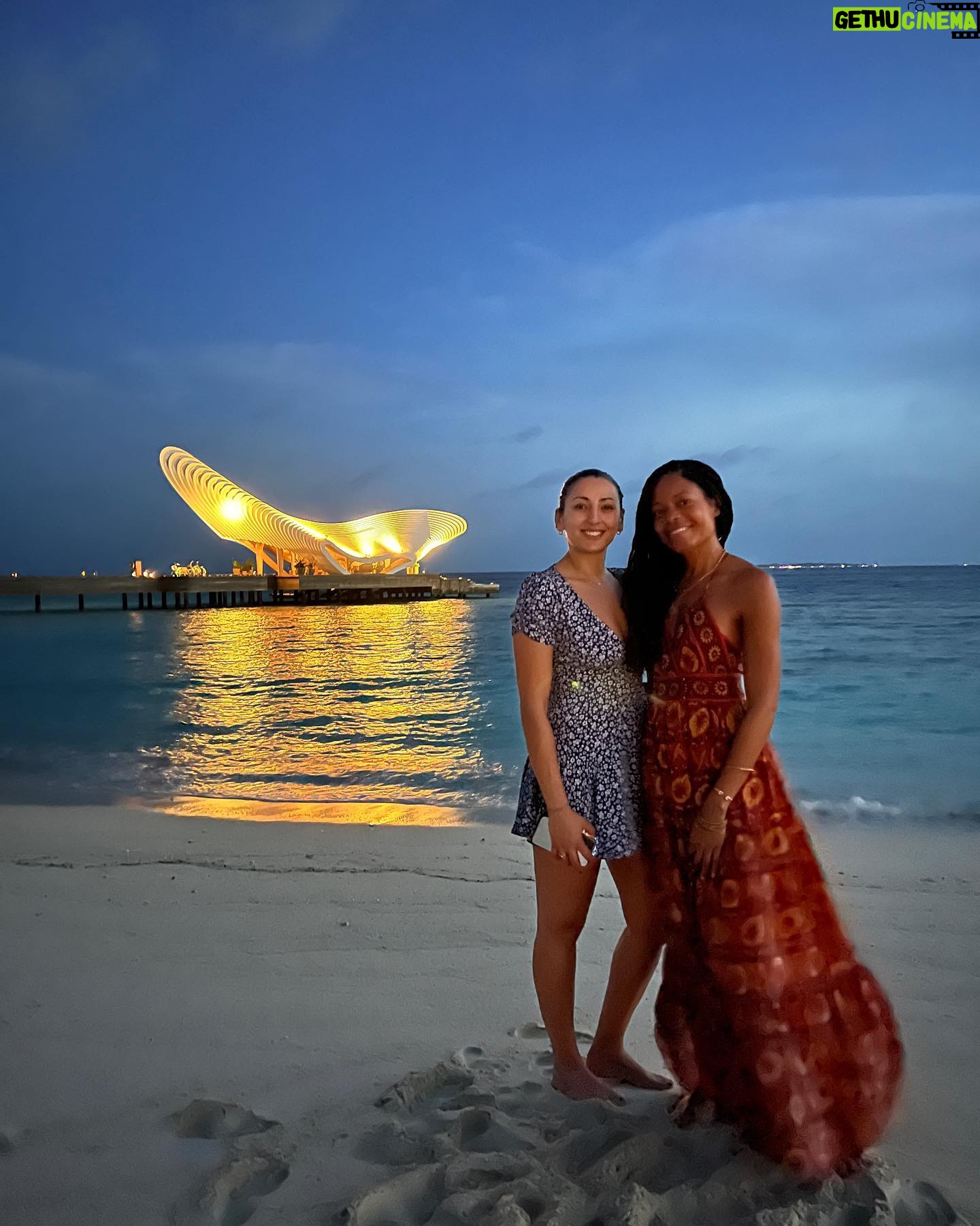Naomie Harris Instagram - A few more pics of my magical stay at the wellness resort @joalibeing in the Maldives. 🙏🏾 @beyondtalentglobal