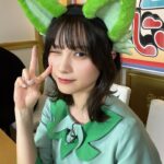 Nashiko Momotsuki Instagram - 2/19(月)発売 #スピリッツ の表紙を飾らせて頂きます。 なんと！「週刊ビッグコミックスピリッツ」と「なしことホテイソンの！アニポケチャンネル」のスペシャルコラボ表紙となっております〜！！！ポケモンと撮影したの！すごい😭❤️ 2/25(日)には発売記念イベントもあるのでお楽しみに…！ #桃月なしこ #なしこたそ