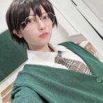 Nashiko Momotsuki Instagram - 自分の理想の男の子具現化したら自分の男装姿になる笑 黒髪！メガネ！ぱっちり二重！かわいい系！ #桃月なしこ #なしこたそ