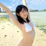 Nashiko Momotsuki Instagram - 私表紙の #ヤングマガジン 発売中 4/14(日)にはサイン会もあるよ。金髪姿リアルで会える最後のチャンスっす、多分 ぜひ来てね、リモチェキもあるよ ちなみにこの写真は気持ち〜！じゃなくて、目開かね〜！って言ってます眩しくて https://passmarket.yahoo.co.jp/event/show/detail/01n4c7wy9wn31.html #桃月なしこ #なしこたそ #ヤンマガ