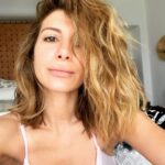Nasim Pedrad Instagram – Bout to 🏄🏻‍♀️