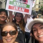 Nasim Pedrad Instagram - Forever w the people of Iran 💚🤍❤️