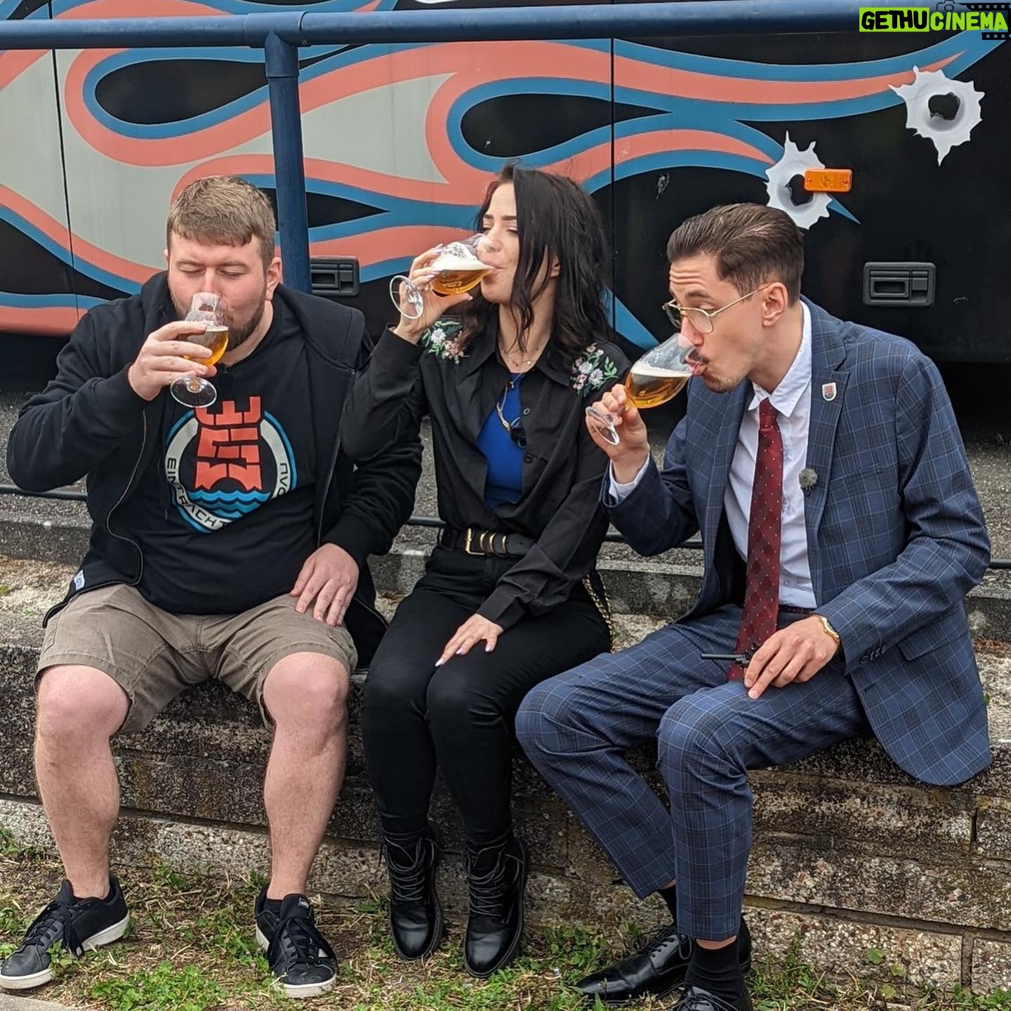 Nastassja Strobel - 8.3K Likes - Holy Moly - muss das von gestern erstmal verarbeiten. Eintracht Spandau Sommerfest 2023 - was war da alles los?! Trinke jetzt, während ich das poste meinen zweiten Kaffee und werde jetzt in meiner Story mal ein paar Momente von gestern posten. Danke an alle die dabei waren, rumgekommen sind, geredet, unterstützt, getanzt, gesungen und gelacht haben ♥️ und Crazy einfach, wie das EINS Team zusammenhält und einfach n Sommerfest veranstaltet hat WTF - was sind wir denn bitte für 1 Team?!? @einspandau - Liebs so sehr und jetzt hole ich mir mal den dritten Kaffee