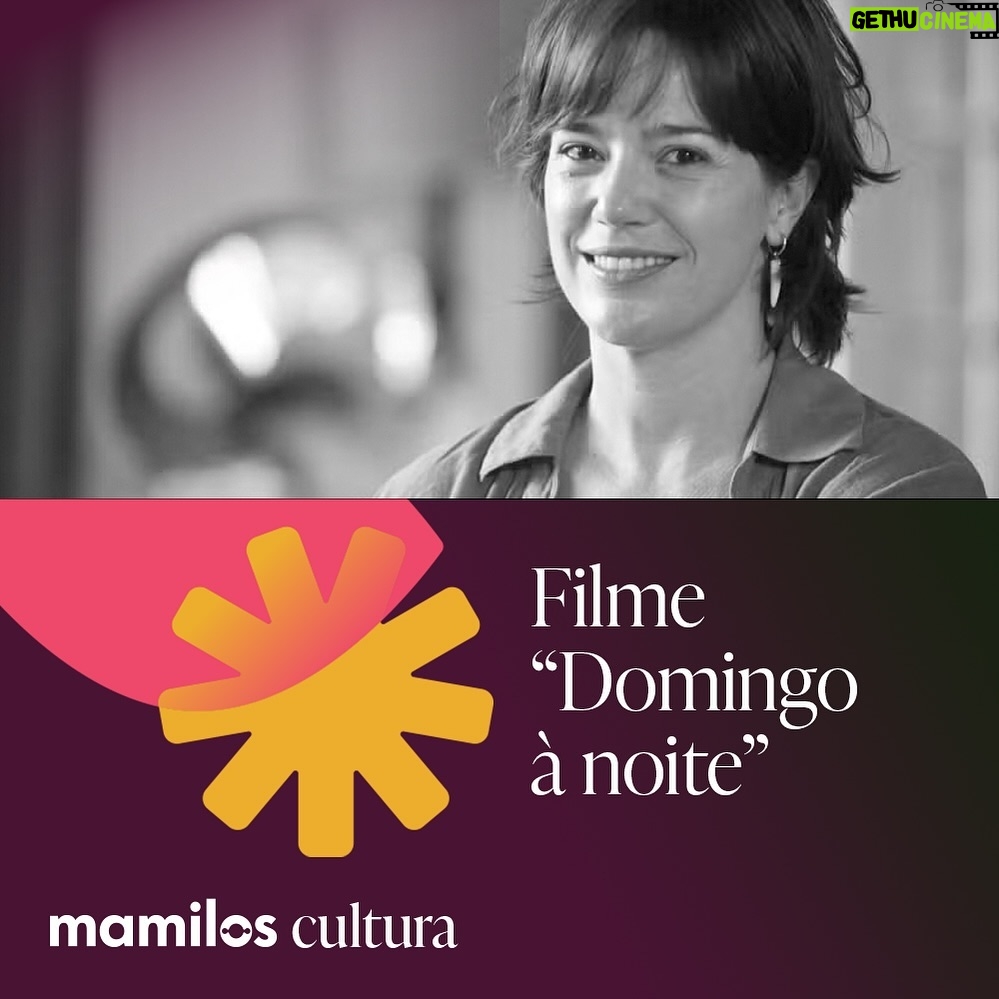 Natália Lage Instagram - Um escritor que vive de palavras, vive de contar histórias, e de repente não está mais presente: este é o drama que permeia o enredo do filme “Domingo à noite”, onde um premiado autor enfrenta o Mal de Alzheimer. Em um dos últimos #MamilosCultura, recebemos a atriz Natália Lage (@natalialage78), que faz parte do elenco do longa (ao lado dos gigantes Marieta Severo e Zé Carlos Machado), para um papo sobre os desafios dos laços familiares e a luta para manter a memória – e muito mais. Clica no link da bio para assistir a conversa completa! E fica a dica de programa para o final de semana, o filme já está em cartaz nos cinemas! #PodcastMamilos #MamilosCultura #DomingoANoite
