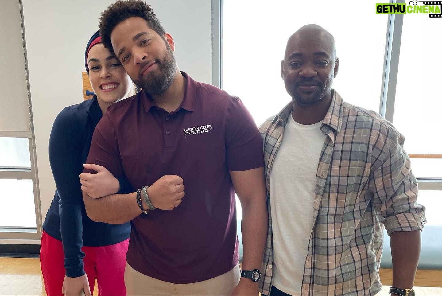 Natacha Karam Instagram - Tomorrows episode of Lonestar is extra cute specifically because @jstewiii is in it 🥰! This was definitely one of my favourite work days ever. Smiles ear to ear ✨💕✨