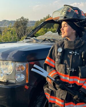 Natacha Karam Instagram - On it Cap 👩🏼‍🚒 🔥 🧯