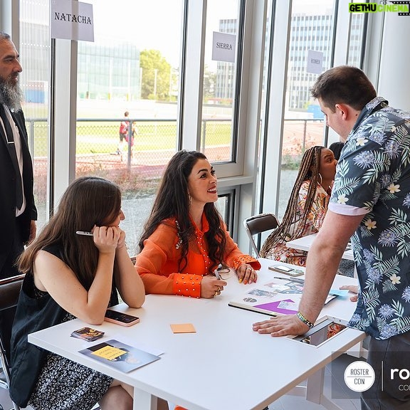 Natacha Karam Instagram - @dreamitcon part 2 😍 Look at all your gorgeous faces! So full of gratitude for the fandom and the convention. Consider this a mini Announcement because i have no details yet butttttt i am taking part in a virtual Zoom convention on June 18th! More details about tickets etc as soon as I have them but save the date- it’s right around the corner 🤩 Lots of love to you all 🧡💕🧡💕