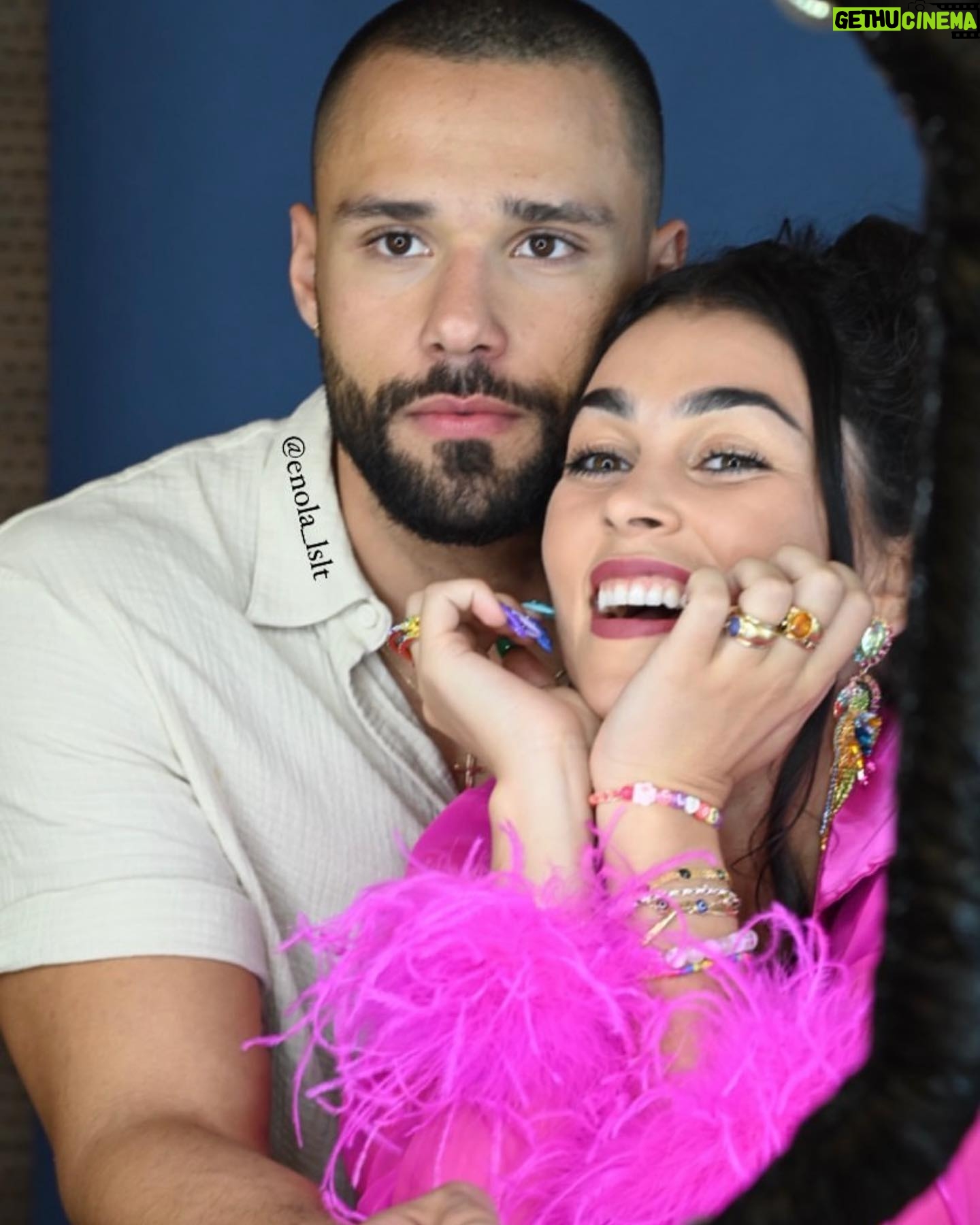 Natacha Karam Instagram - @dreamitcon convention thank you for having me at this incredible event, my first convention was such a memorable one. Meeting so many of you was absolutely unforgettable and I was so moved by all of the love I received. I know there were a lot of you who couldn’t make it all the way to Paris on short notice but after this great experience I know I’ll be saying yes to more convention offers in the future and we will have more opportunities to meet! It is not lost on me what a commitment it is to buy tickets and make plans, to book travel & accommodation from far and wide.. then the follow through and actually showing up! With letters and gifts and handmade offerings to top it off. WOW. Thank you infinitely. What a joy is was to put faces to instagram handles and turn virtual into reality. What an honour to have such beautiful and committed fans. Thank you all of you! I endeavour to spend more time connecting with you all in the future- especially now I have seen how much it means to you.. and felt how much it means to me 💕 Je vous aime!!!