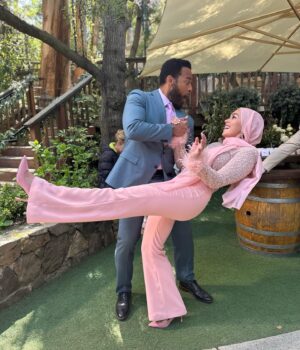 Natacha Karam Instagram - It’s Tarlos wedding time on @911lonestar tonight. Ooooo let the tears flow, she’s an emotional episode. I know I did my fair share of crying on this one when the camera wasn’t even on me 😂🥹

Everybody say looooooove

✨✨✨