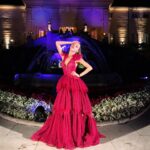Natali Yura Instagram - Thank you @j_mendel for making me feel like a Shakespeare’s Juliet that nite. A huge honor.🌹 @gillesmendel ❤️🙏