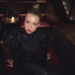 Natali Yura Instagram - January 2🤭 who is out and ready to blow up 2019?!!!🎉💥