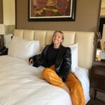 Natali Yura Instagram - Pillow talk, Monday