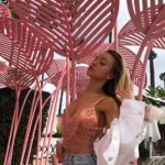 Natali Yura Instagram - Note “Just act like you know better”