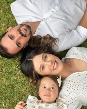 Natalia Guerrero Instagram - Mi familia crece, y mi amor por ella mas.
