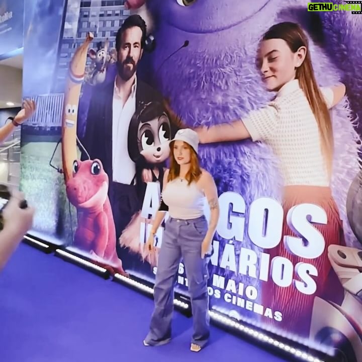Natalia Kreuser - 2.1K Likes - Queria muito agradecer a @paramountbrasil e a todos que fizeram essa viagem de #AmigosImaginários ser tão especial! E todos que fizeram parte, novos amigos e @beachpark pela estadia e atrações divertidíssimas! Obrigada demais! #beachpark #ryanreynolds #IF