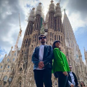 Natalia Maldini Instagram - Carrete Catalán 🦎 Barcelona 

Gracias @espaciomumuki por abrirnos las puertas para proyectar @algoquepasocine , la charla, el cariño y la comida rica💖 y a cada una de las personas que se acercaron con tanto amor🔥