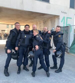 Natalia de Molina Instagram - Fue durísima, no os podéis hacer una idea, quién lo diría… 🥵 

#Asedio 5 de mayo en cines 🎟️