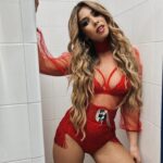 Natalia Instagram – muchas gracias Cartagena y a toda la organización, como disfruté el primer concierto del año 💙 

makeup: @pablocerdan 
fotos escenario: @felipeg.pagan 
@carnavaldecartagenaoficial 
@aytocartagenaes 
@vieralartists 
@amorletsdance 
@barby3b

🙏🏽