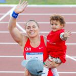 Natalia Ducó Instagram - GRACIAS @santiago2023oficial por tanto! Gracias Chile por vivir la pasión por el deporte! Gracias mamás por el apoyo, la empatía y la comprensión. Somos todas y estamos juntas en la crianza de nuestros niños! Viví estos juegos con muchos roles. Cómo parte del @teamchile_coch pero también como comentarista deportiva de @canal13cl en @deportes13cl ! Mucho aprendizaje, tremendo equipo y mucho apoyo! Feliz de poder aportar un granito de arena al deporte de muchas veredas! Y a mis compañeros, 79 medallas de orgullo 🥇🥈🥉 pero son más de 600 historias de superación y entrega de una vida por es deporte. A todos, felicitaciones! Foto 1 @jaimesalazarfotos 🫰🏼❤️