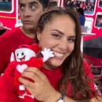 Natalia Ducó Instagram - TELETON 2023 ❤️ Mesa Digital @teleton_chile ❤️ Puro amor por nuestros niños! A donar y llegar a la meta!