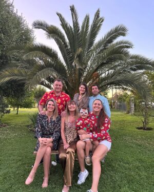 Natalia Ducó Instagram - 🎄 FELIZ NAVIDAD 🎄 a toda mi querida comunidad que día a día me acompañan!

Los mejores deseos para ustedes. ❤️