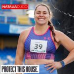 Natalia Ducó Instagram - A @nataliaduco le apasiona el lanzamiento de bala. Se exije, se reinventa y busca siempre su mejor versión. Su hobby es cocinar y potenciar su labor como comunicadora 🏠actividades que disfruta más aún en compañía de su hijo. ¿Cuál es tu pasión?