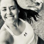 Natalia Ducó Instagram - Que haces cuando despiertas y no tienes ganas de levantarte de la cama? Consejo: Elimina la pregunta. No le des la oportunidad de decidir si ir o no a trabajar/ entrenar/ meditar. El compromiso contigo mismo ya está hecho. Cumple con tu palabra.