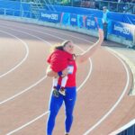 Natalia Ducó Instagram - GRACIAS @santiago2023oficial por tanto! Gracias Chile por vivir la pasión por el deporte! Gracias mamás por el apoyo, la empatía y la comprensión. Somos todas y estamos juntas en la crianza de nuestros niños! Viví estos juegos con muchos roles. Cómo parte del @teamchile_coch pero también como comentarista deportiva de @canal13cl en @deportes13cl ! Mucho aprendizaje, tremendo equipo y mucho apoyo! Feliz de poder aportar un granito de arena al deporte de muchas veredas! Y a mis compañeros, 79 medallas de orgullo 🥇🥈🥉 pero son más de 600 historias de superación y entrega de una vida por es deporte. A todos, felicitaciones! Foto 1 @jaimesalazarfotos 🫰🏼❤️