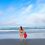 Natalia Ducó Instagram - No se trata de la meta. Tampoco del camino. Se trata de con quien lo recorres. De la compañía. Yo decido recorrer el camino de la mano de mi hijo. Así como él recorre su propio camino siempre de la mano de su mamá. ❤️