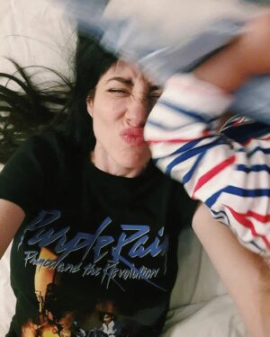 Natalia Ferviú Instagram - Por un mundo en el que las guerras sean de almohadas. ¿Quién se suma? 💞🙃